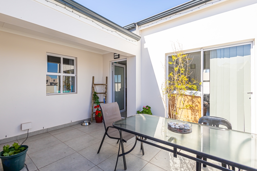 3 Bedroom Property for Sale in Villa Diamante Western Cape